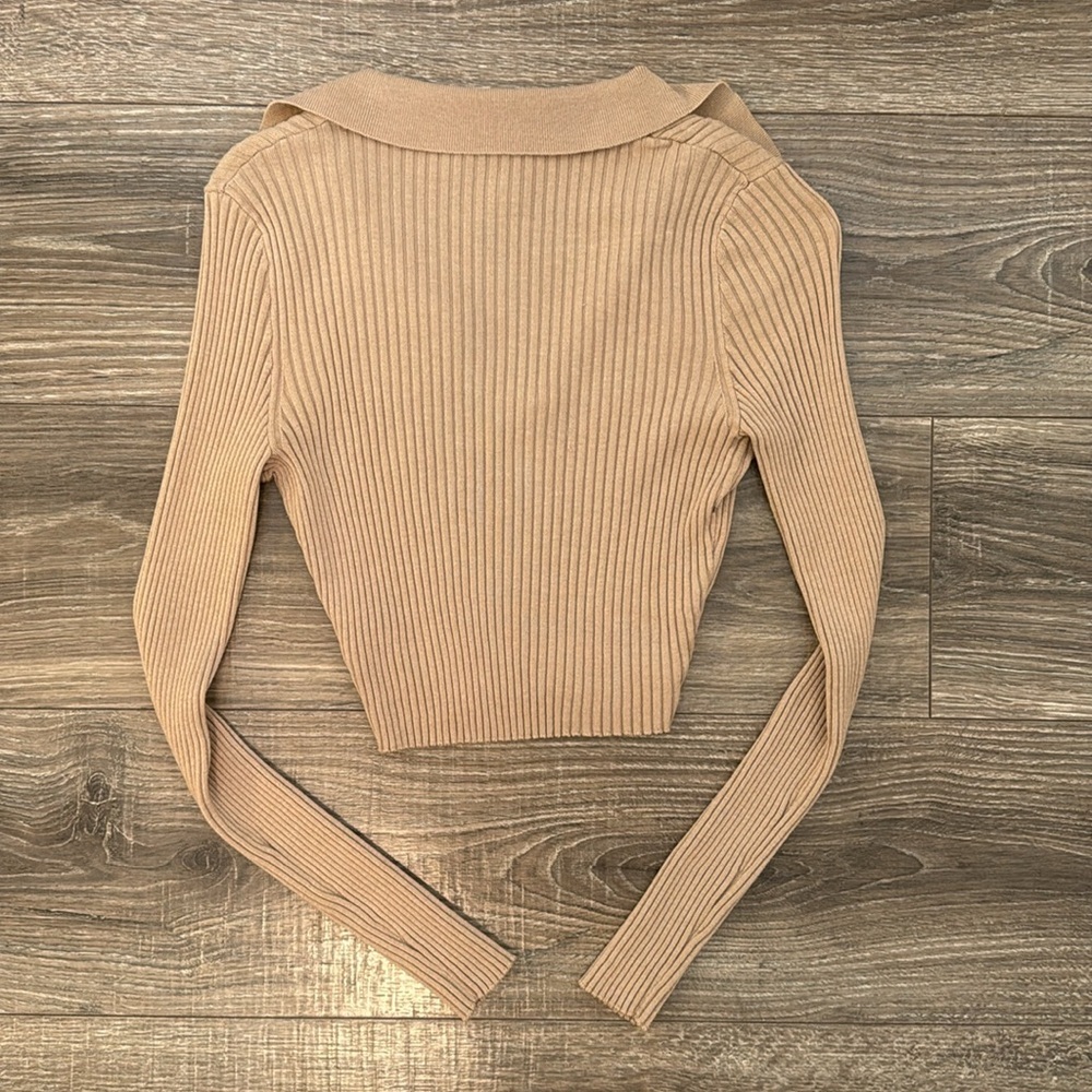 Tan Ribbed Polo Crop - Picture 2 of 3